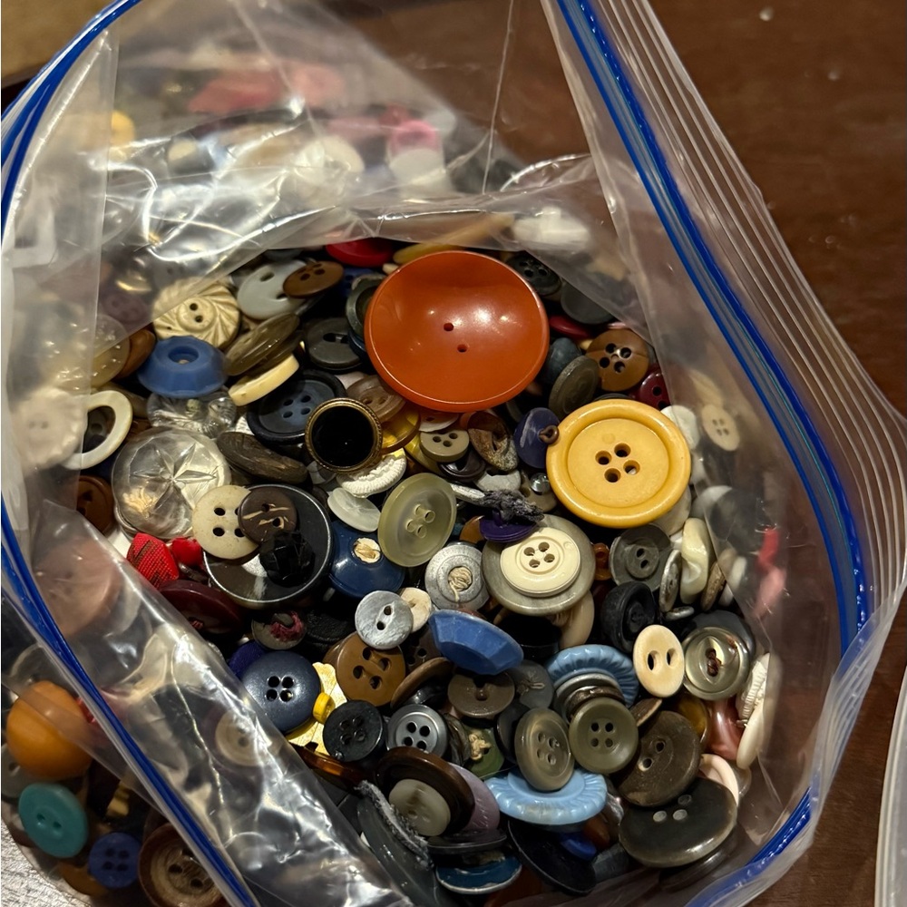 Button Collection - Picture 2 of 6